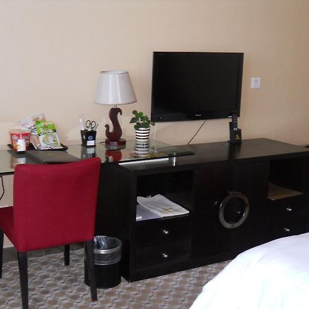 Yijing Holiday Hotel Yimeng Road Lâm Nghi Ngoại thất bức ảnh