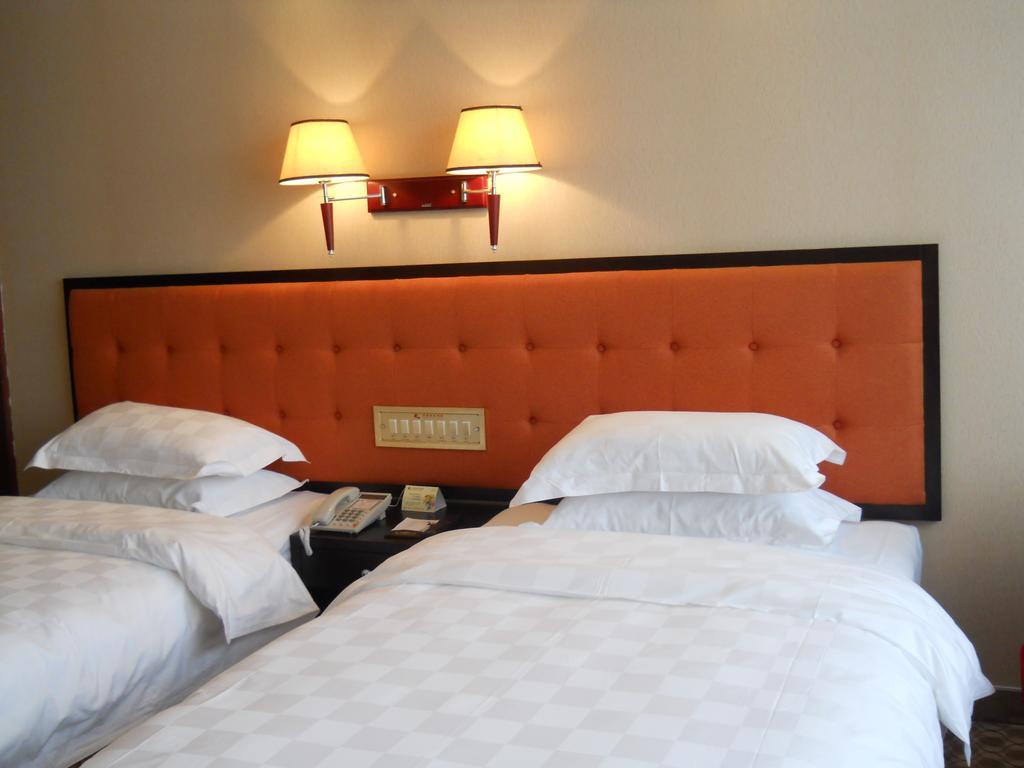 Yijing Holiday Hotel Yimeng Road Lâm Nghi Phòng bức ảnh